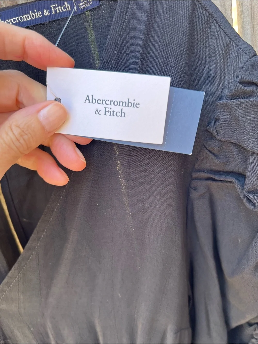 👗Abercrombie & Fitch Classic Black Midi Dress with open back
